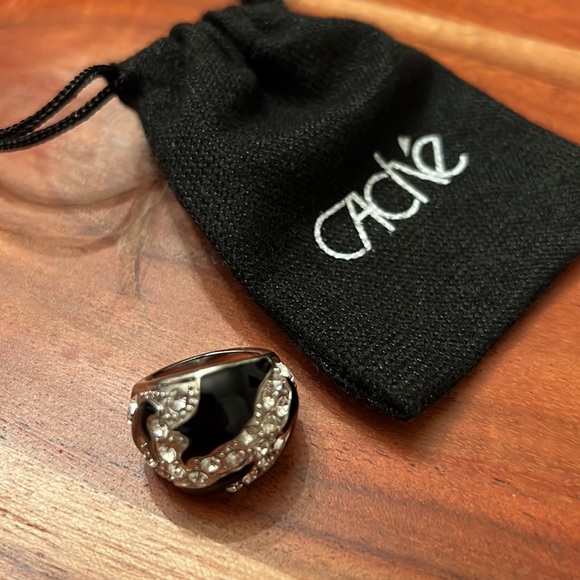 CACHE BLACK AND SILVER RHINESTONE DOME RING - Picture 11 of 14